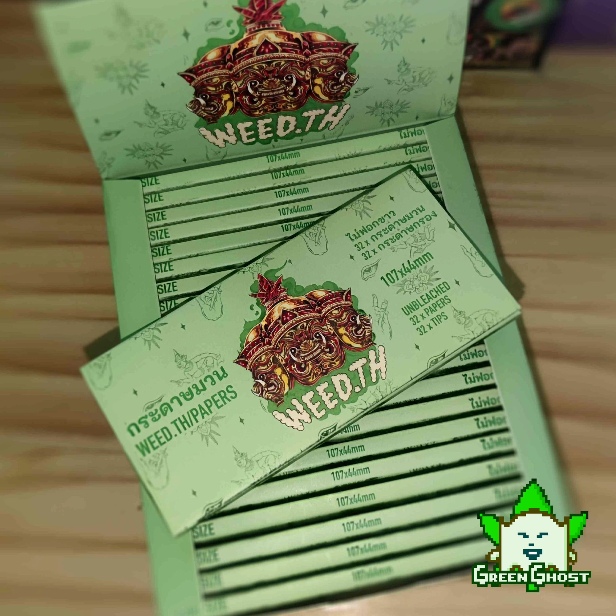 WEED.TH Rolling Papers + Tips